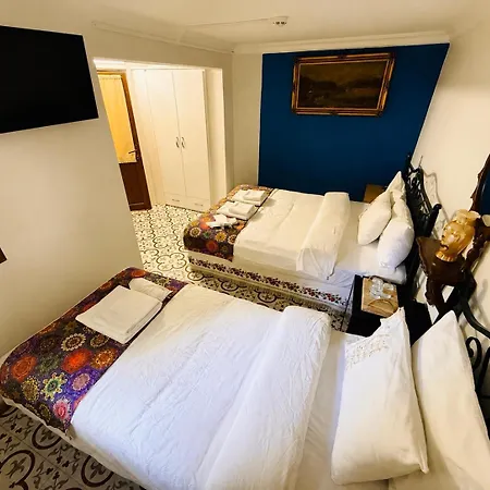 Antik House 1880 Hotel Çeşme