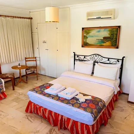 Hotel Antik House 1880 Çeşme