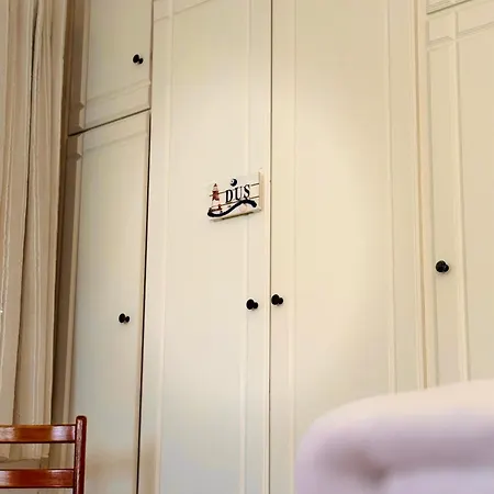 Antik House 1880 Hotel 3*